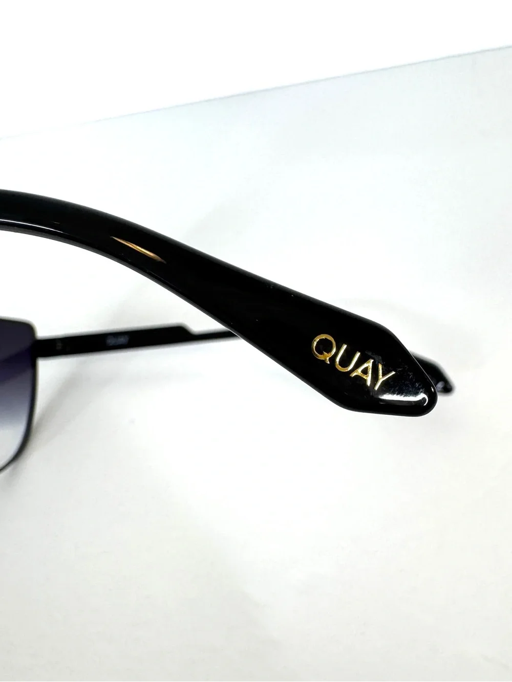 QUAY AUSTRALIA In Pursuit Cat Eye Sunglasses Black Fade